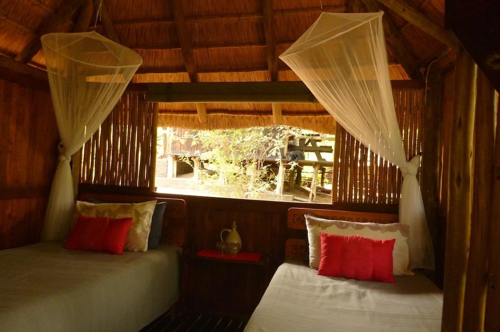 Off Beat Safaris Bush Lodge Hoedspruit Zimmer foto